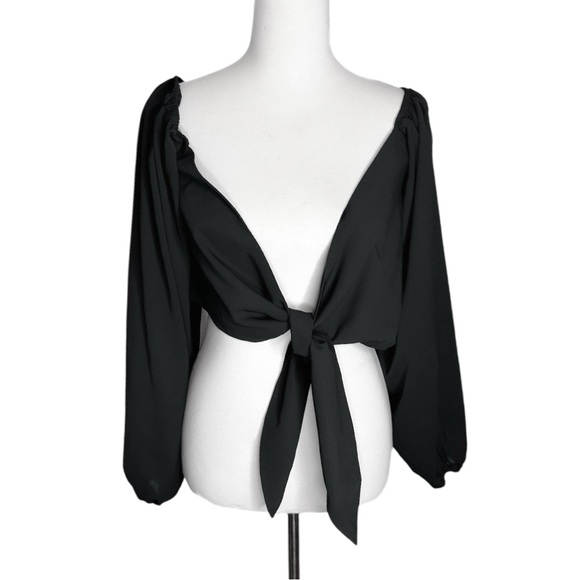 Hers & Mine Tops - Hers & Mine Black Long Sleeve Front Tie Crop Top Size Small